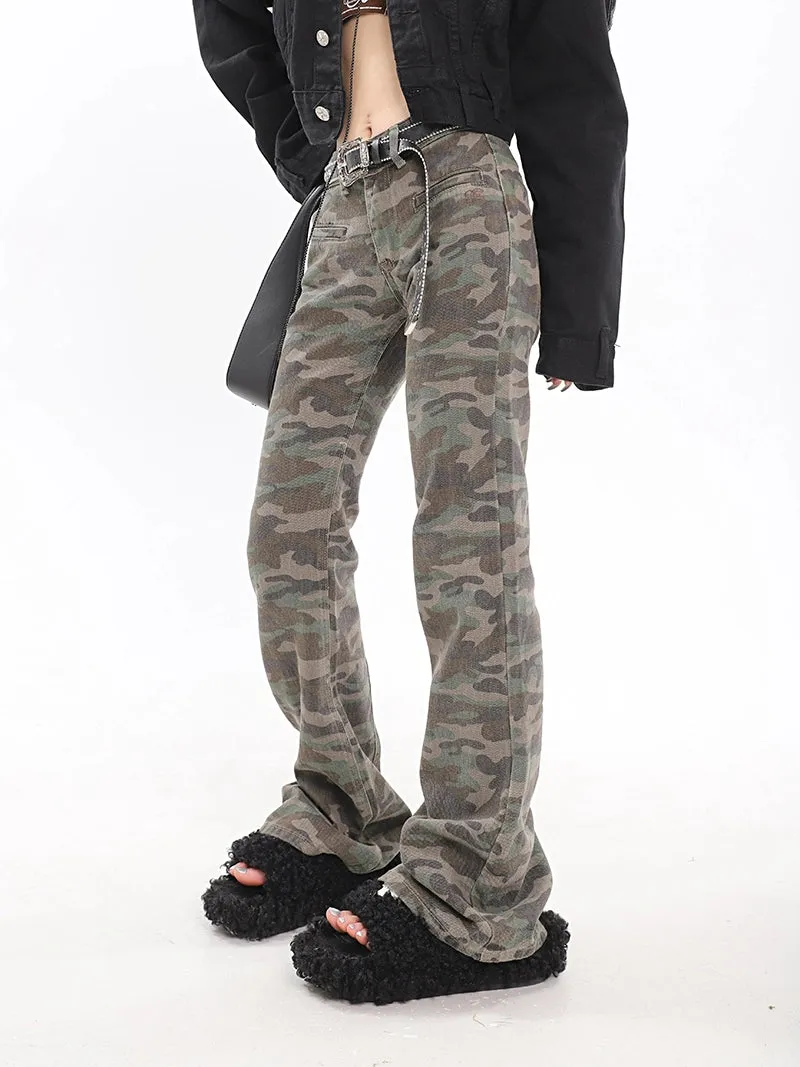 Camo Print Low-Waist Semi Flare Jeans