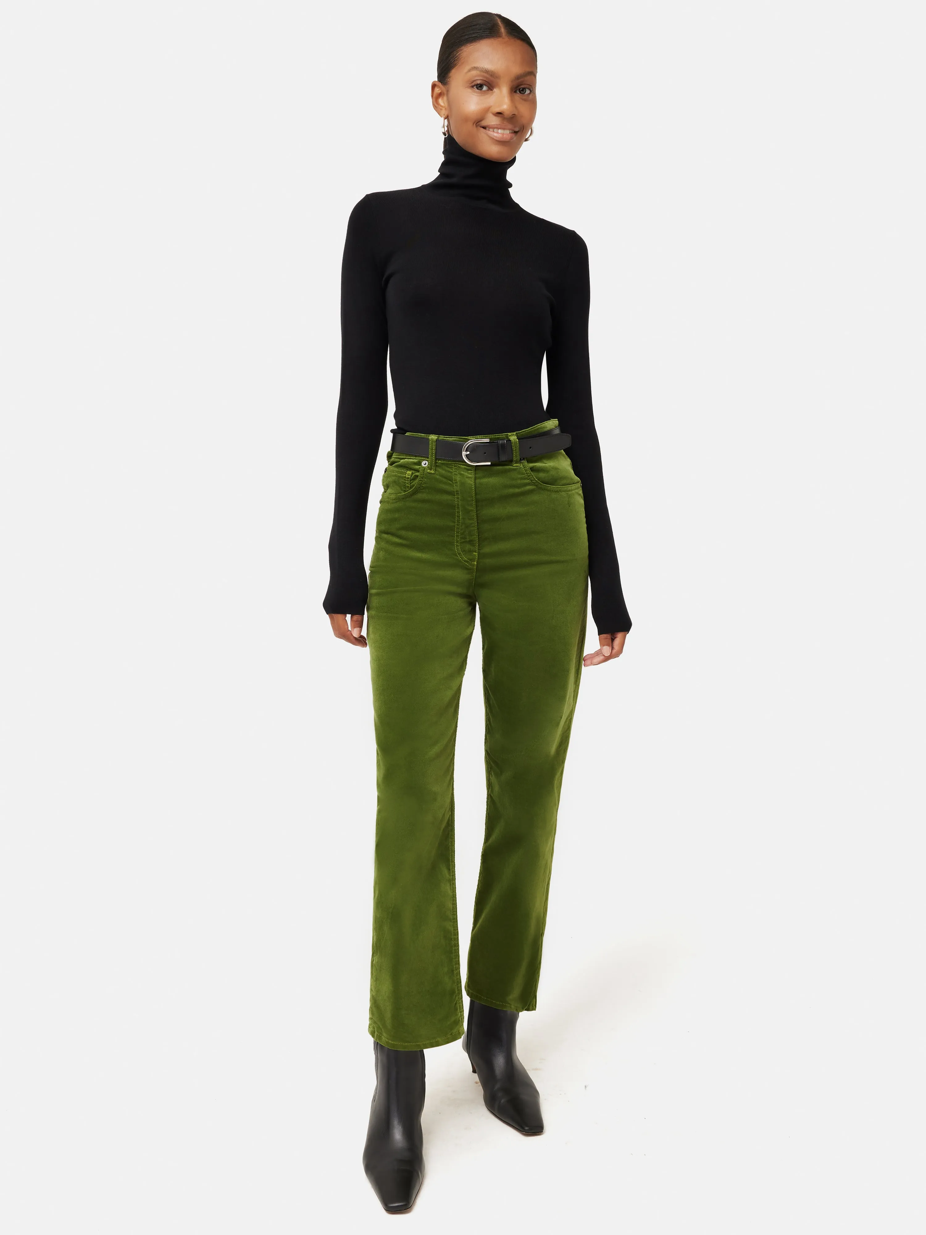 Delmont Velvet Tapered Jean | Green