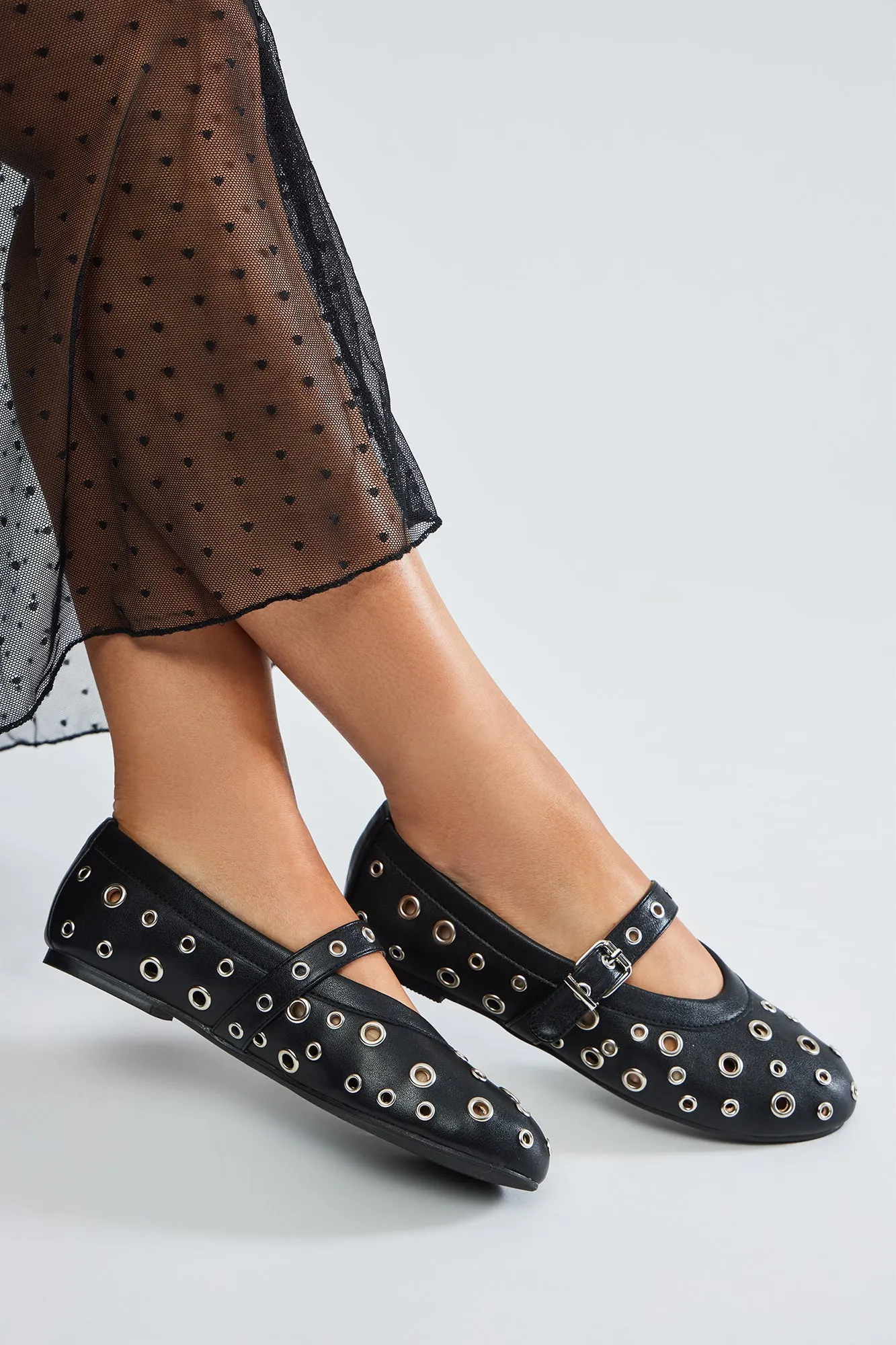 No Feelings Grommet Ballet Flats - Black